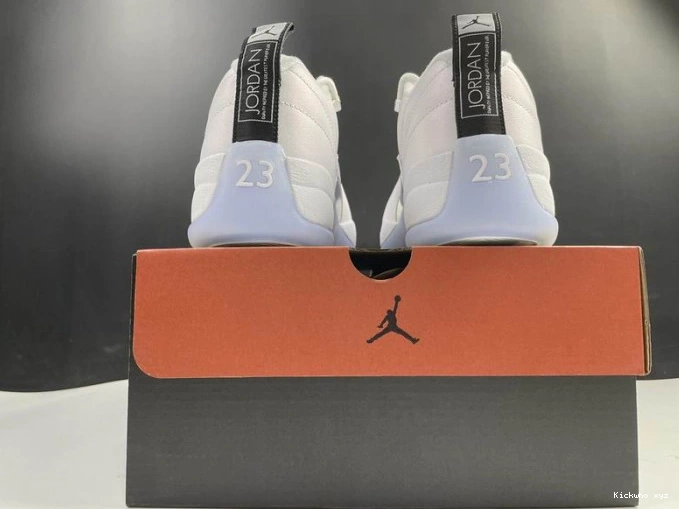 DB0733-190 12 RETRO EASTER AIR JORDAN LOW (2021) 0821
